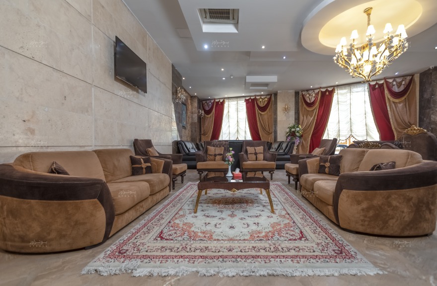 لابی هتل انقلاب مشهد